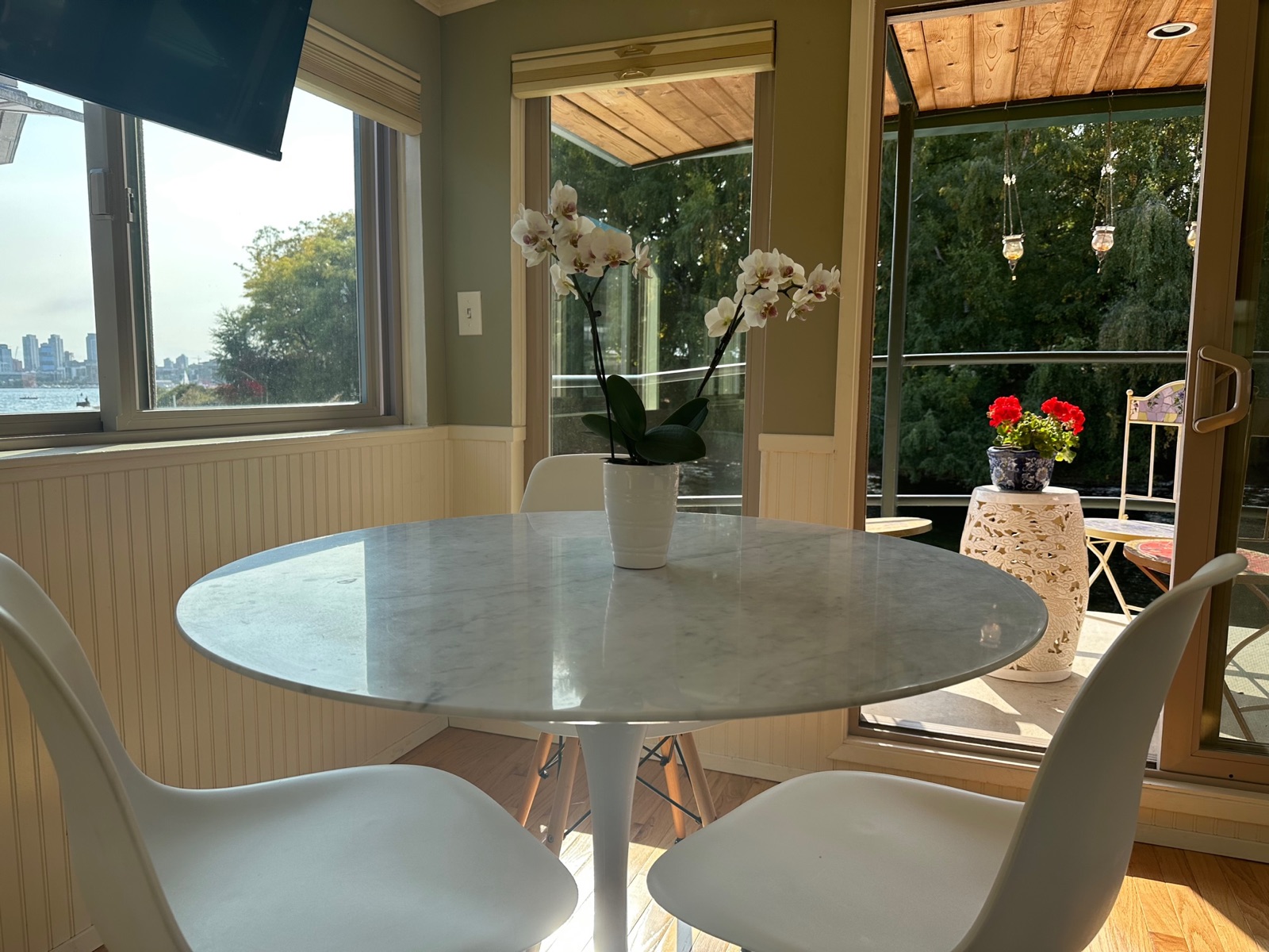 Kitchen table with fresh flowers